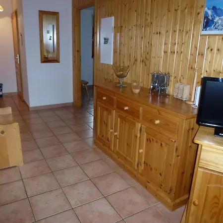 Appartement Les Balcons Des Curtious - 3 Pieces - 6 Personnes Mae-2463 Bessans