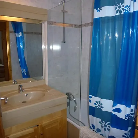 Appartement Les Balcons Des Curtious - 3 Pieces - 6 Personnes Mae-2463